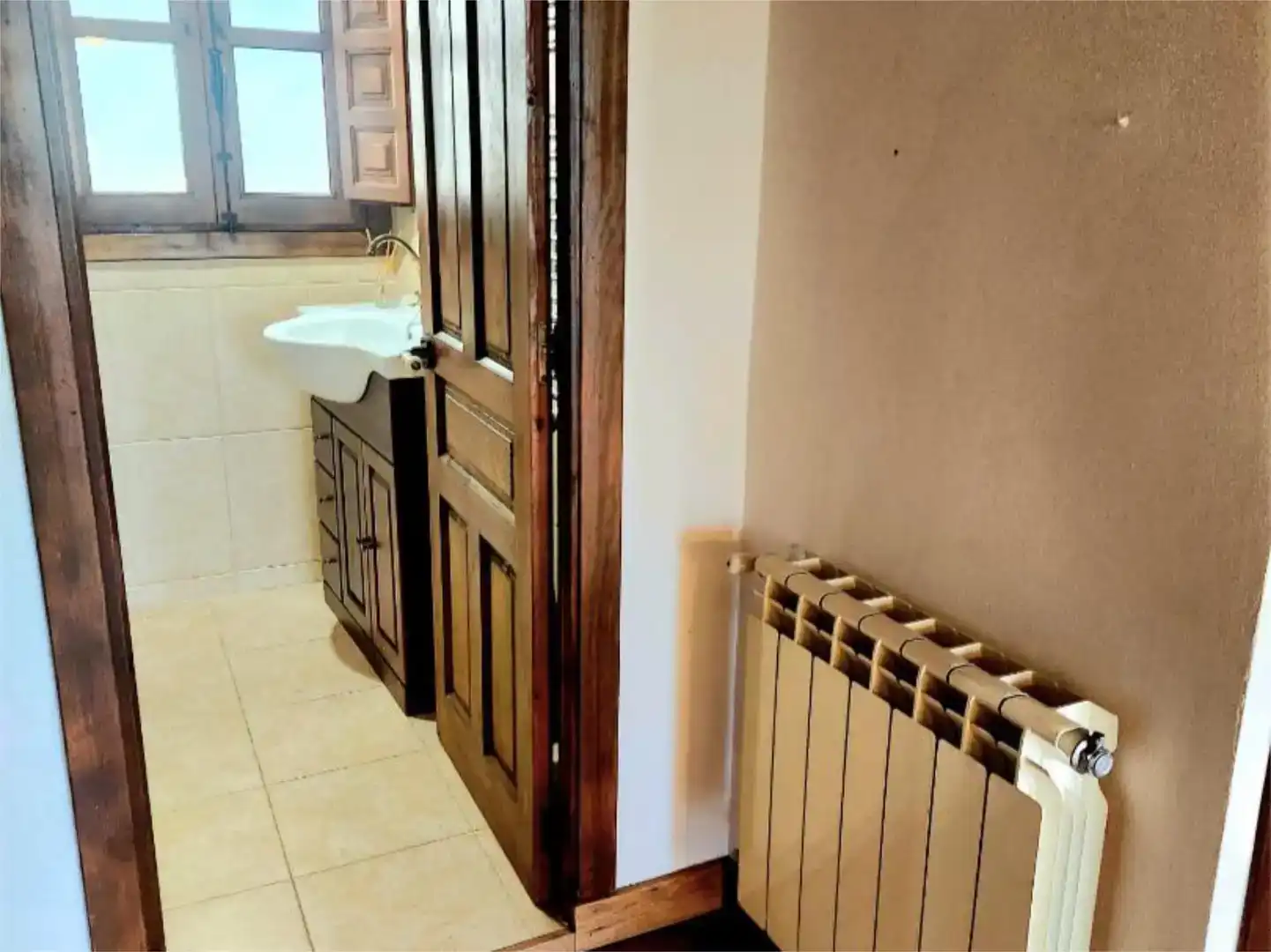 Bany de Pis de lloguer en Llanes amb Parquet, Moblat i Balcó