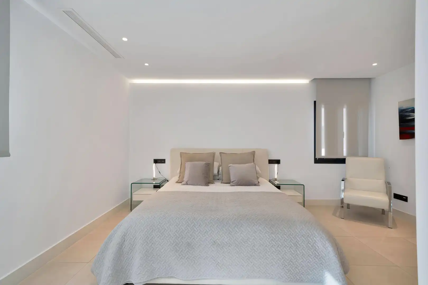 Schlafzimmer von Maisonette zum Verkauf in Marbella mit Klimaanlage und Heizung