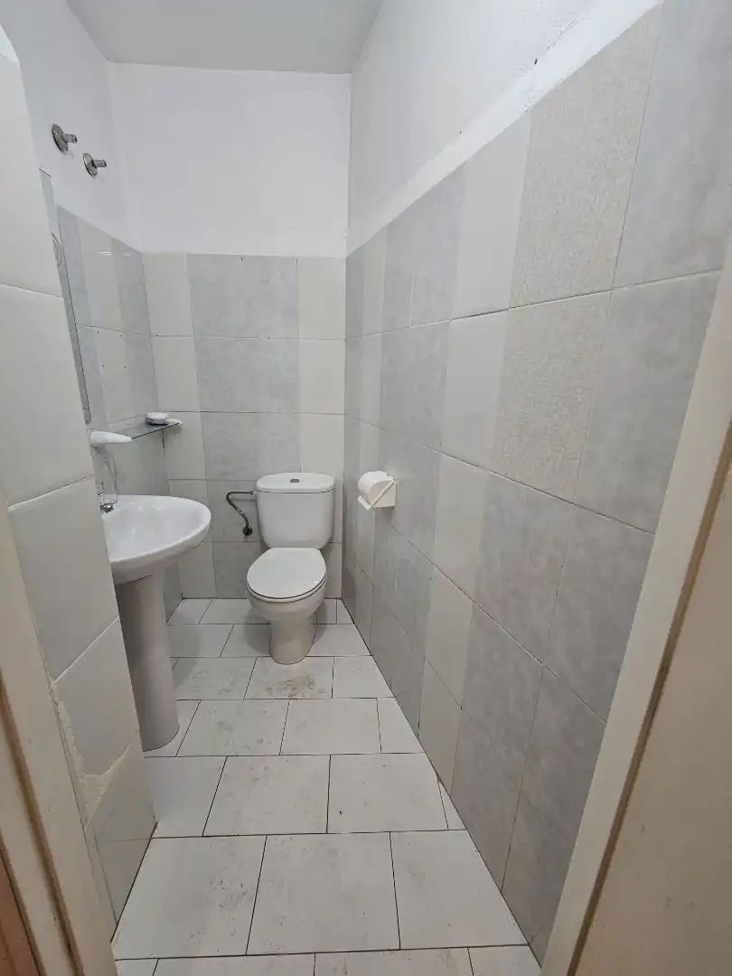 Local comercial en venda a Carrer del Pintor Cortina, imagen 14