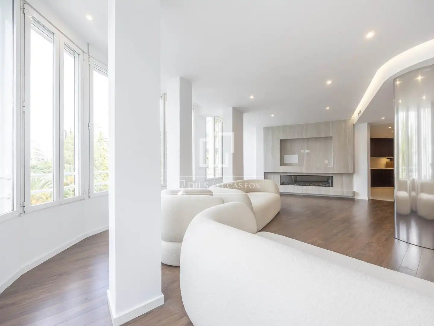 Living room of Flat for rent in Valencia  with Air Conditioner, Heating and Parquet flooring