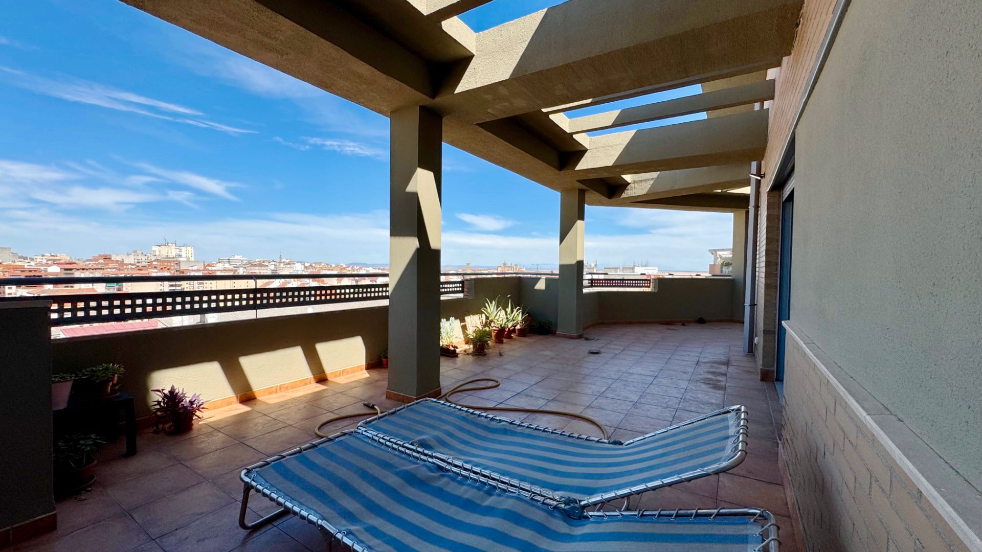 Terrassa de Dúplex en venda en Cáceres Capital amb Aire condicionat, Calefacció i Parquet