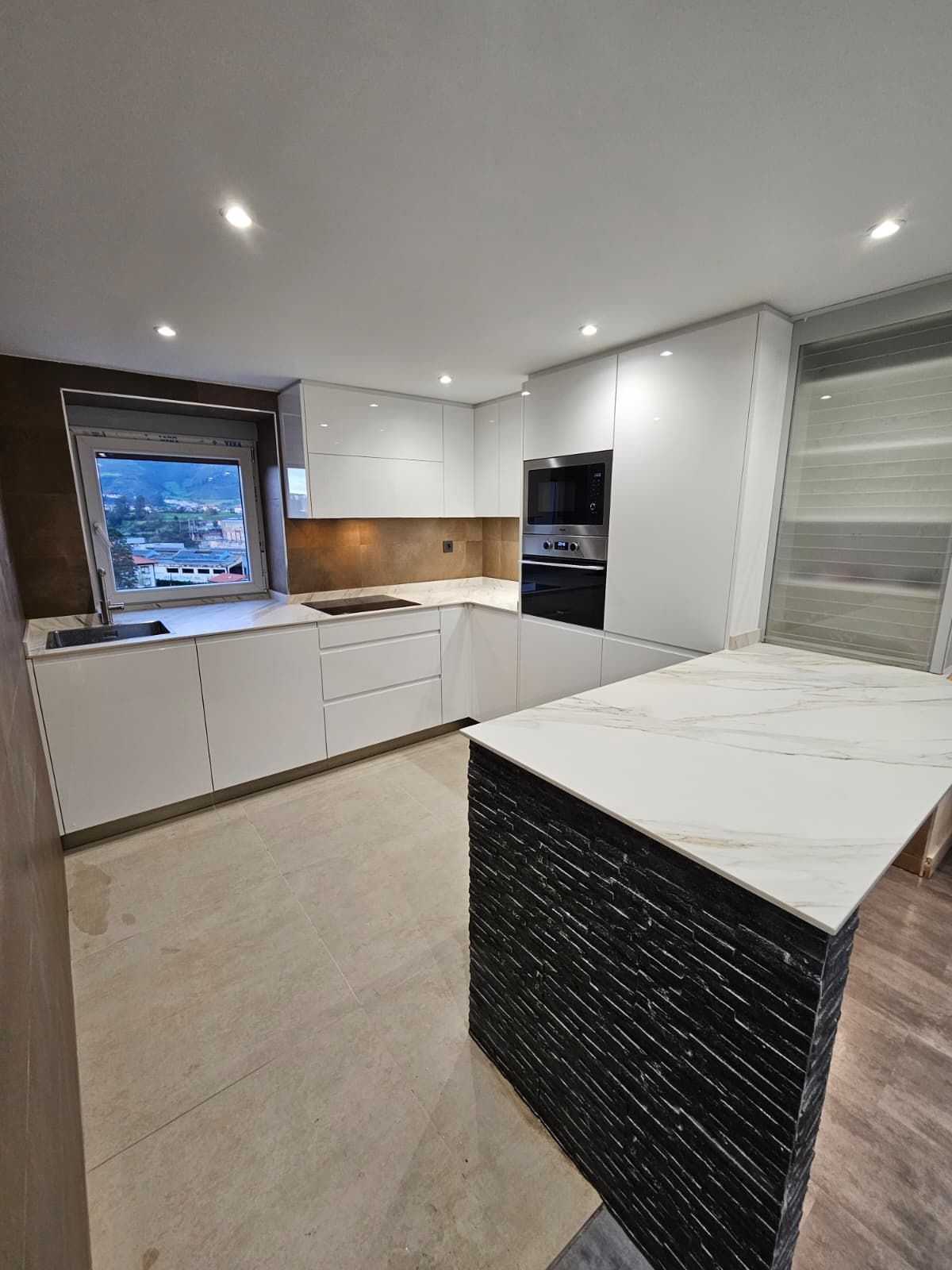 Kitchen of Flat for sale in Ortuella  with Heating