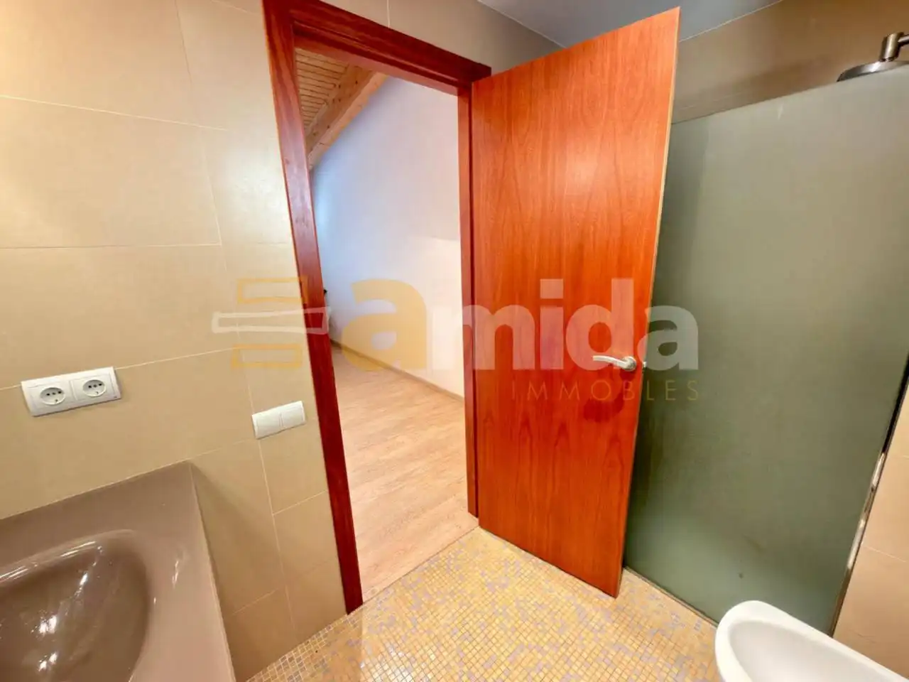 Houses for sale in Terrassa  with Heating, Private garden and Parquet flooring