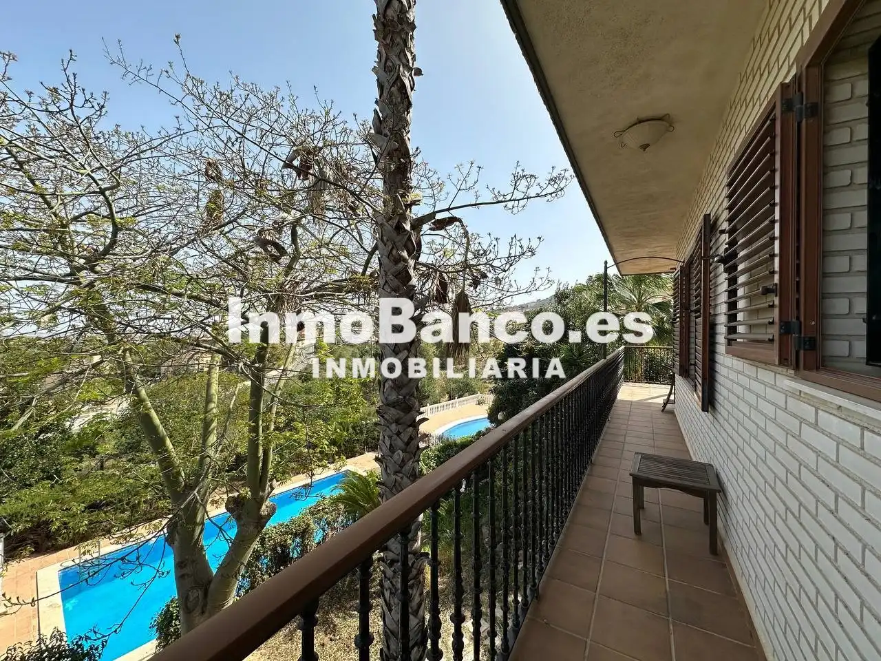 Vista exterior de Casa o chalet de alquiler en Chiva con Aire acondicionado, Calefacción y Jardín privado