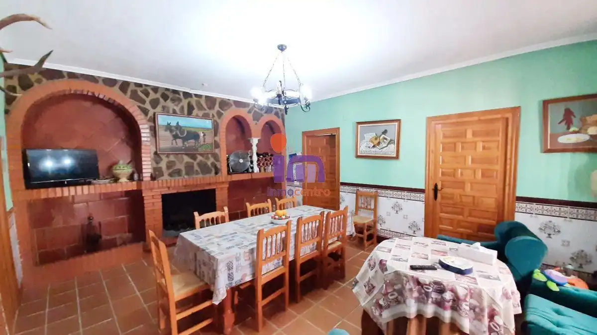 Menjador de Casa o xalet en venda en Santa Cruz de Mudela