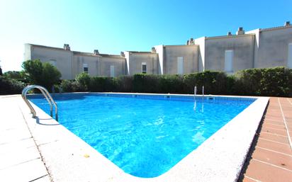 Swimming pool of Single-family semi-detached for sale in Vandellòs i l'Hospitalet de l'Infant  with Air Conditioner, Terrace and Balcony