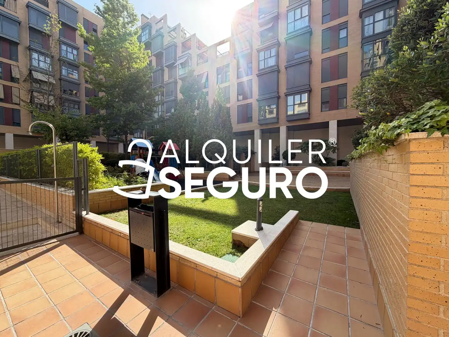 Vista exterior de Loft de alquiler en Madrid con Aire acondicionado, Calefacción y Trastero