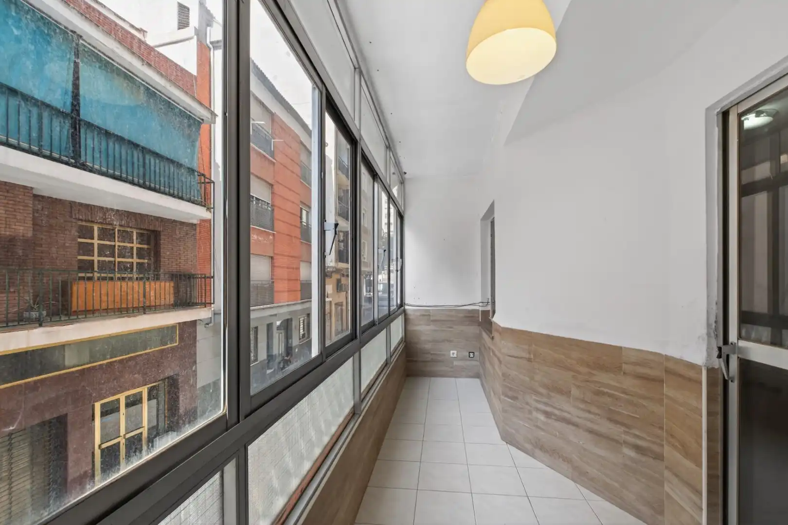 Terraza de Piso en venta en Málaga con Balcón y Alarma
