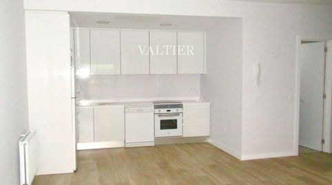 Photo 3 of Flat for rent in De Segovia, Palacio, Madrid Capital
