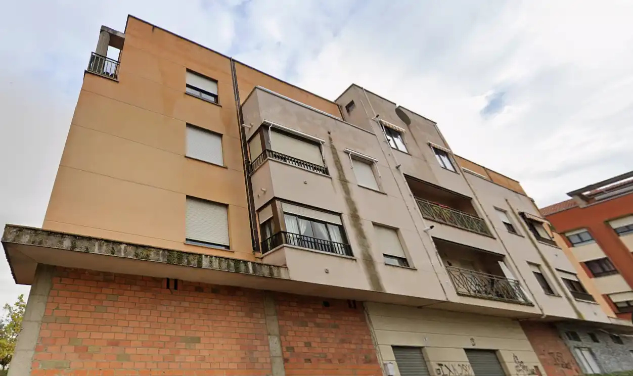 Vista exterior de Pis en venda en Santa Marta de Tormes