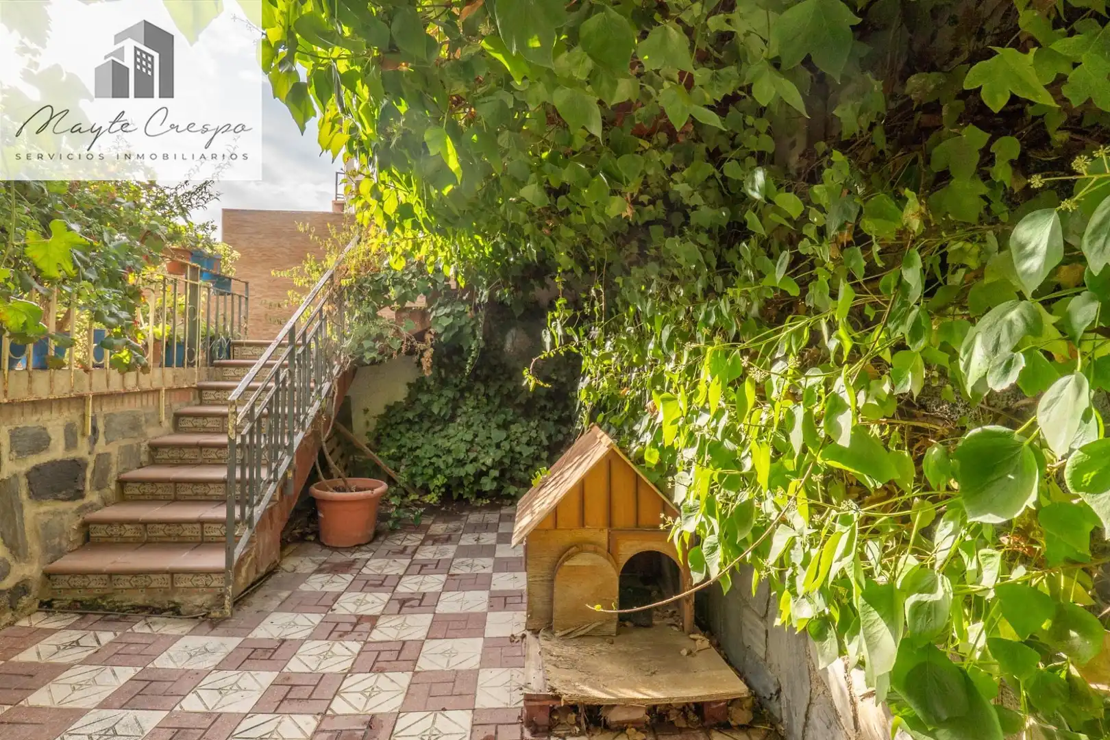 Jardí de Casa o xalet en venda en La Zubia amb Calefacció, Jardí privat i Terrassa