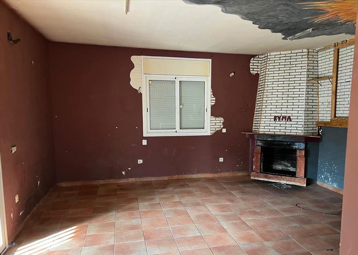 Sala d'estar de Casa o xalet en venda en Tordera amb Terrassa