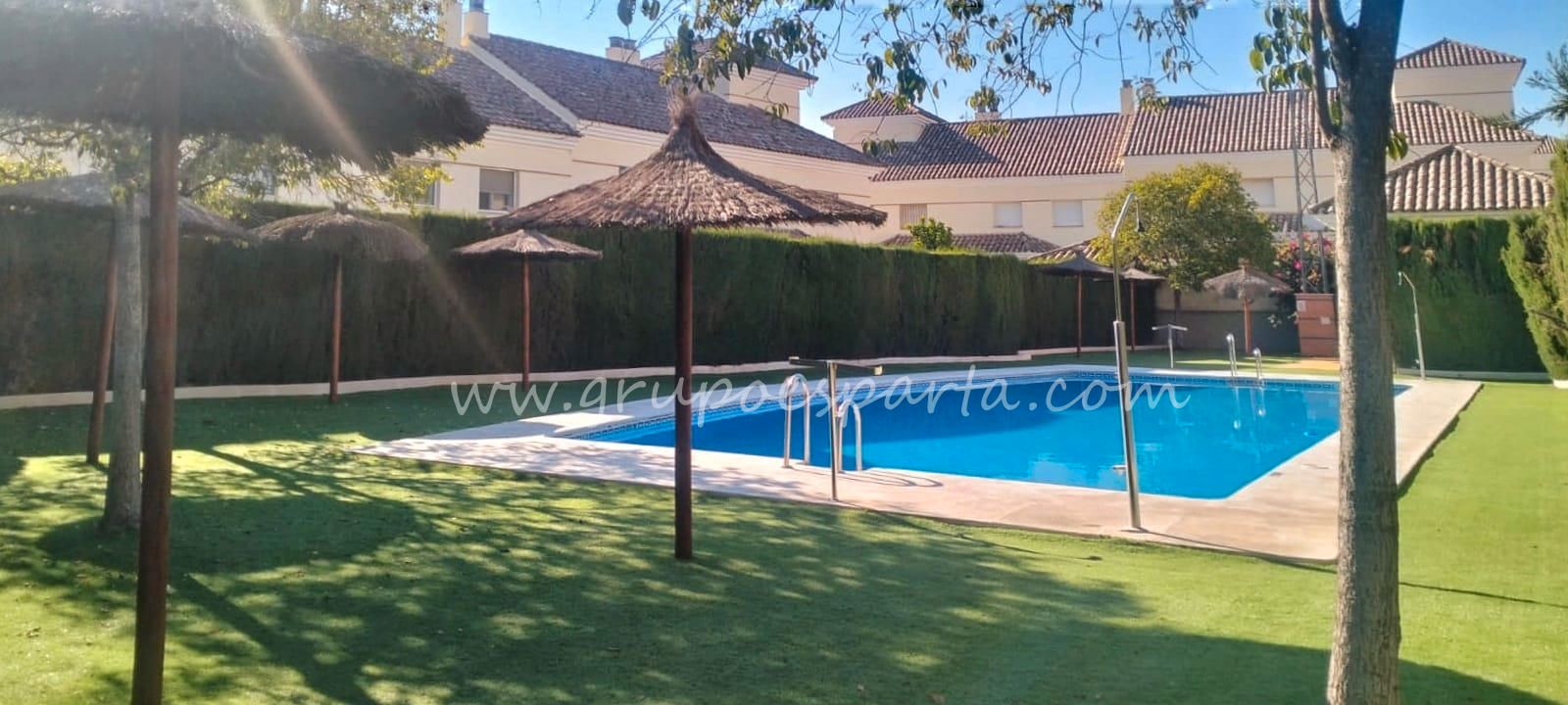 Swimming pool of Single-family semi-detached for sale in Tomares  with Air Conditioner, Heating and Private garden