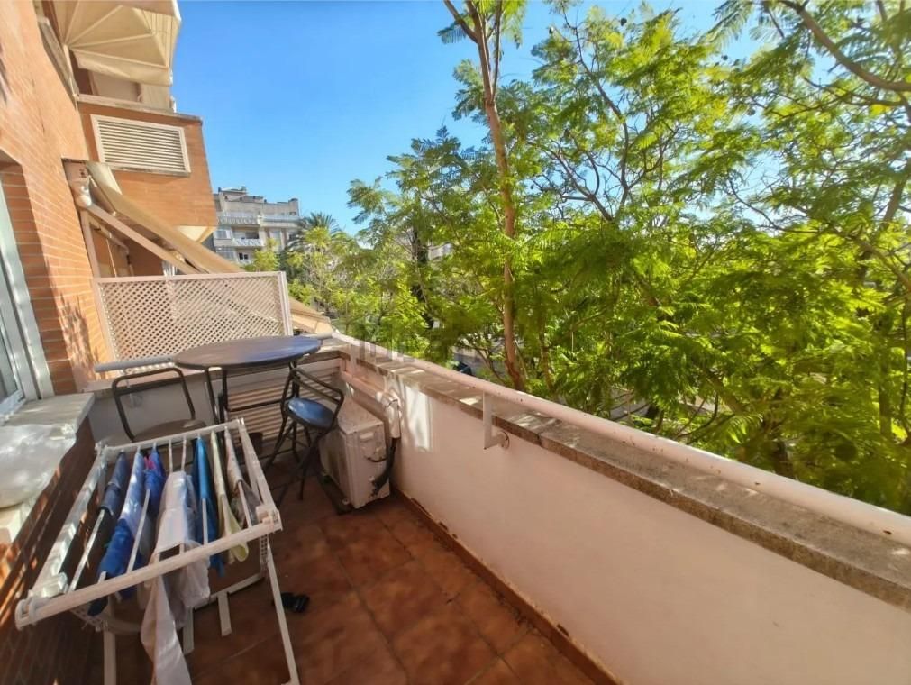 Piso en venta en Avenida Universidad de Salamanca, 10, Zona Universitaria