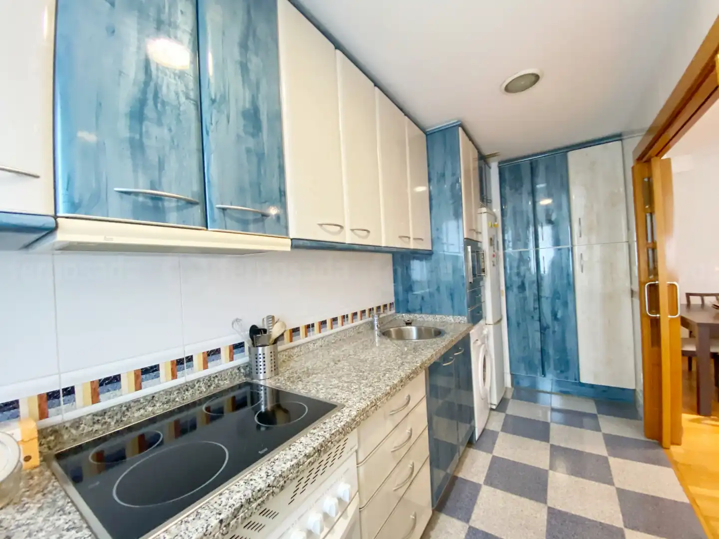 Küche von Wohnung zur Miete in Gijón  mit Heizung, Privatgarten und Parkett