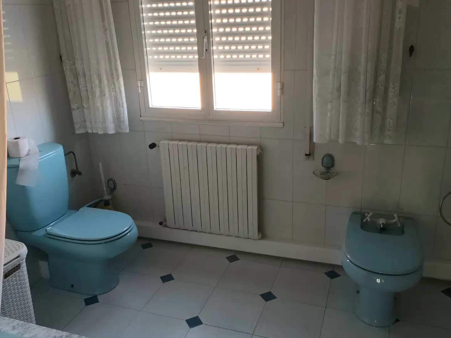 Bathroom of Attic for rent in Ribeira  with Heating, Private garden and Parquet flooring