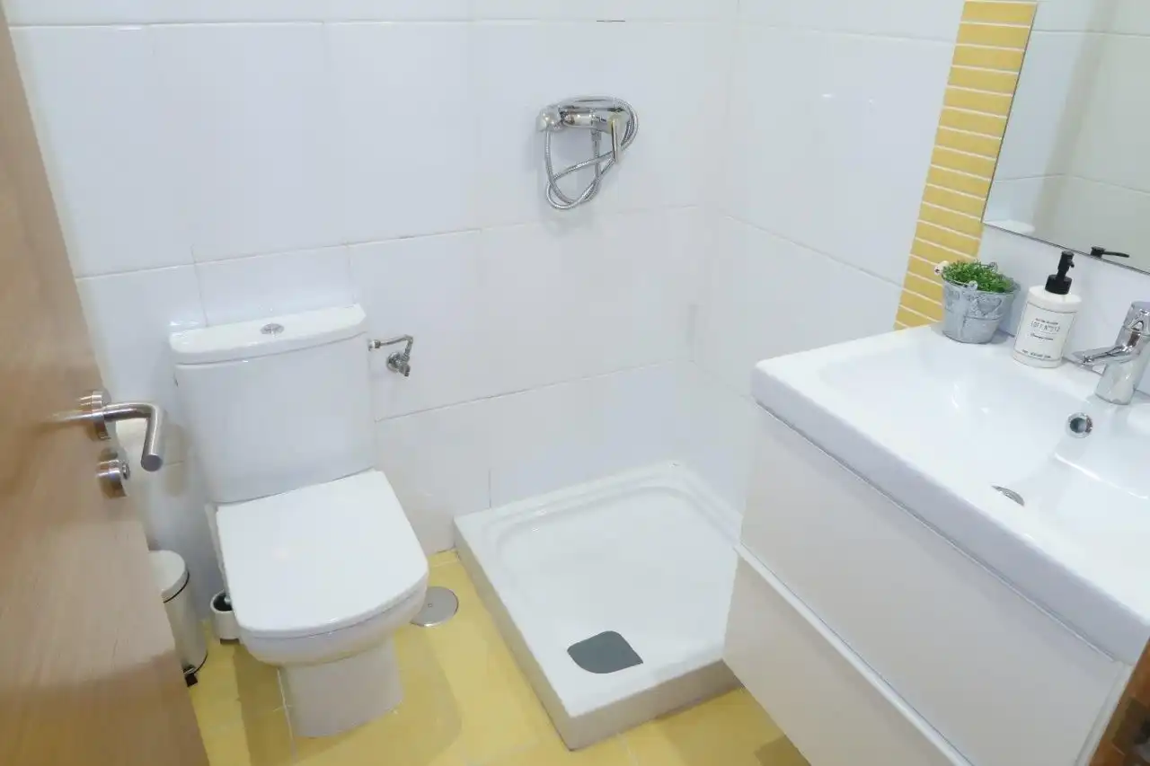 Baño de Piso en venta en A Coruña Capital  con Calefacción, Terraza y Trastero