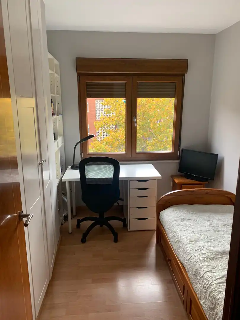 Wohnung zur Miete in Paseo de los Robles, Garrido Norte