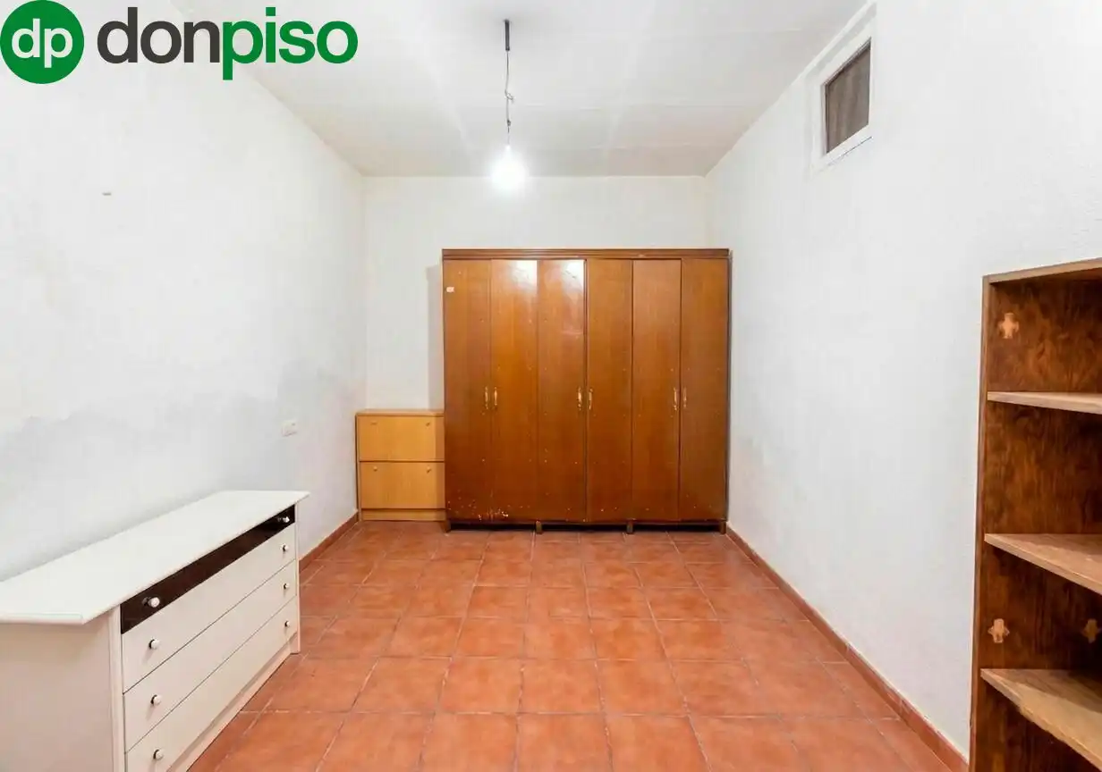 Casa adosada en venta en Cenes de la Vega con Calefacción y Terraza