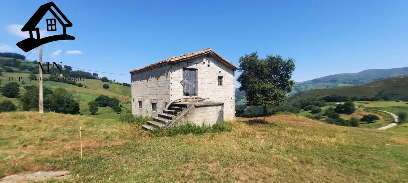 Vista exterior de Finca rústica en venta en Saro con Jardín privado