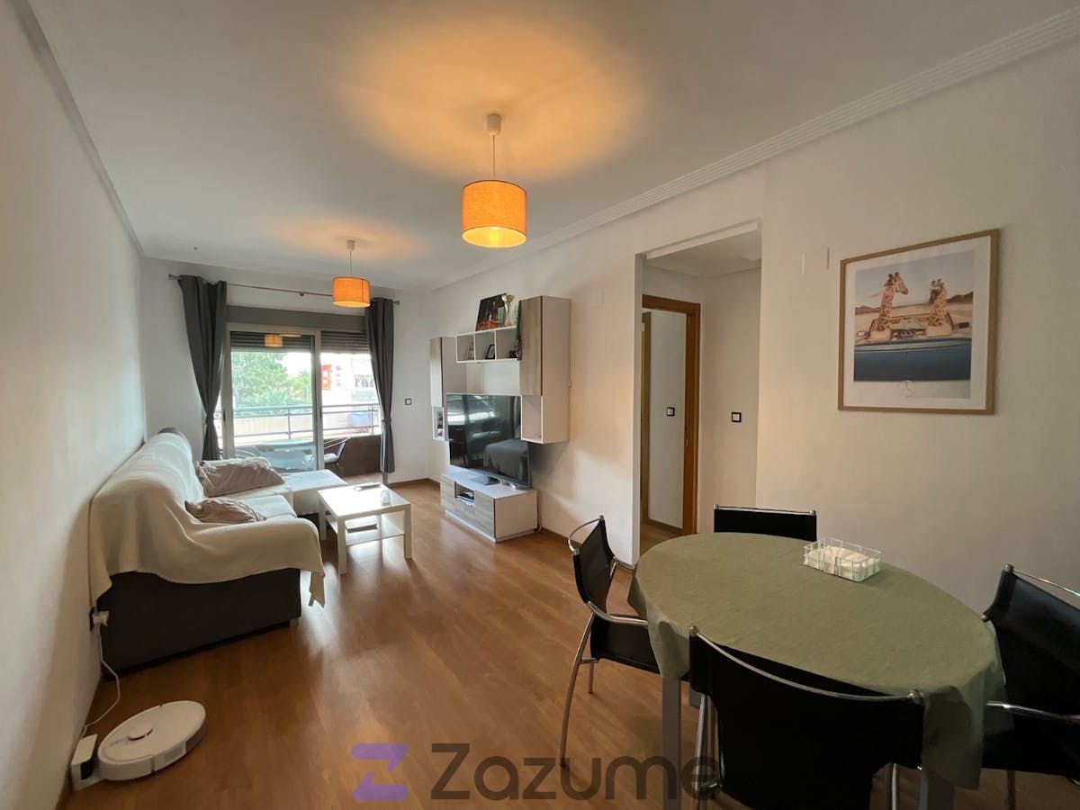 Living room of Flat to rent in San Isidro  with Parquet flooring, Storage room and Furnished