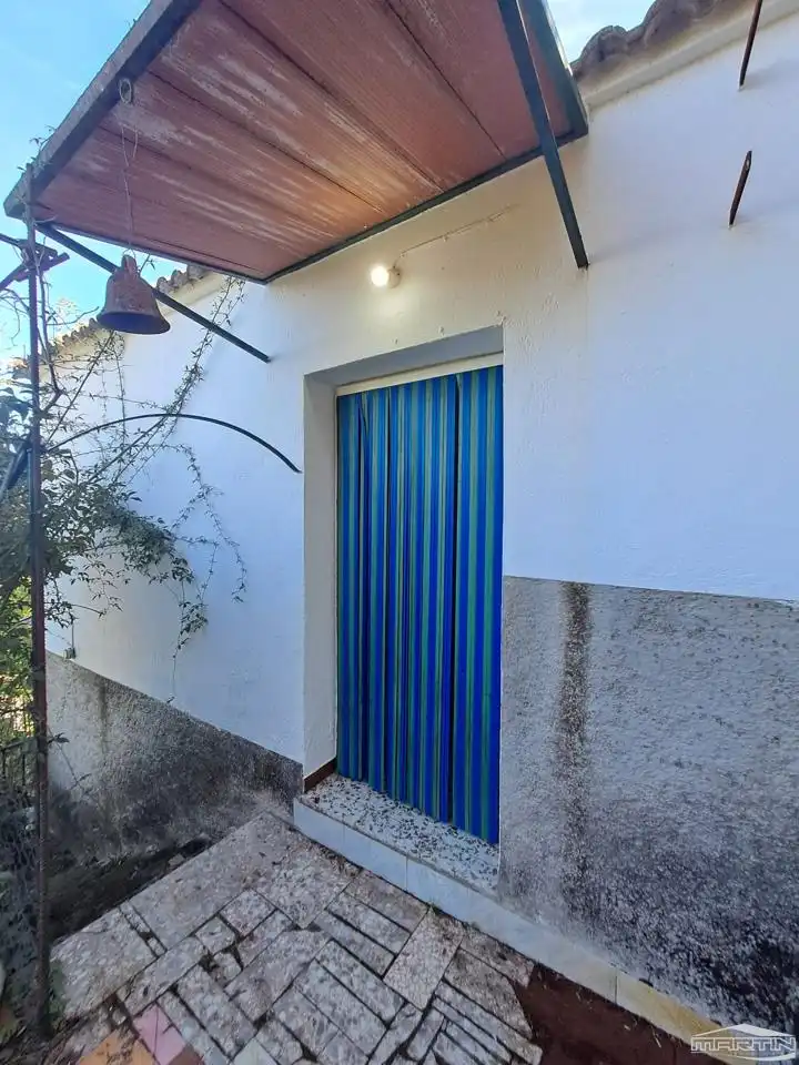 Vista exterior de Casa o chalet en venta en Villaviciosa de Córdoba con Piscina