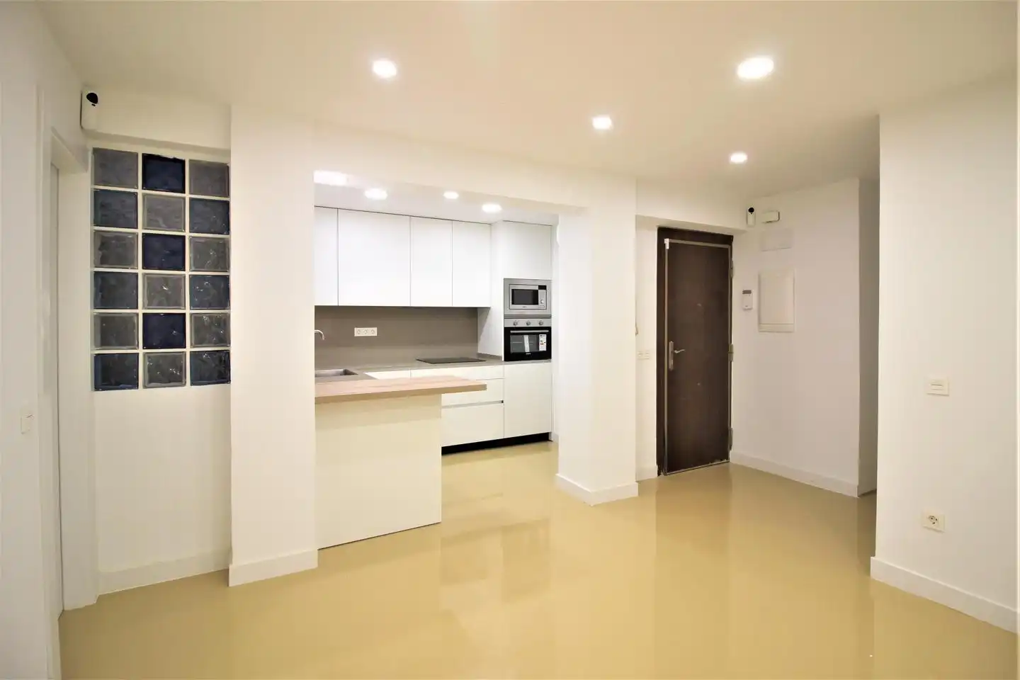 Cocina de Piso de alquiler en Almería con Aire acondicionado