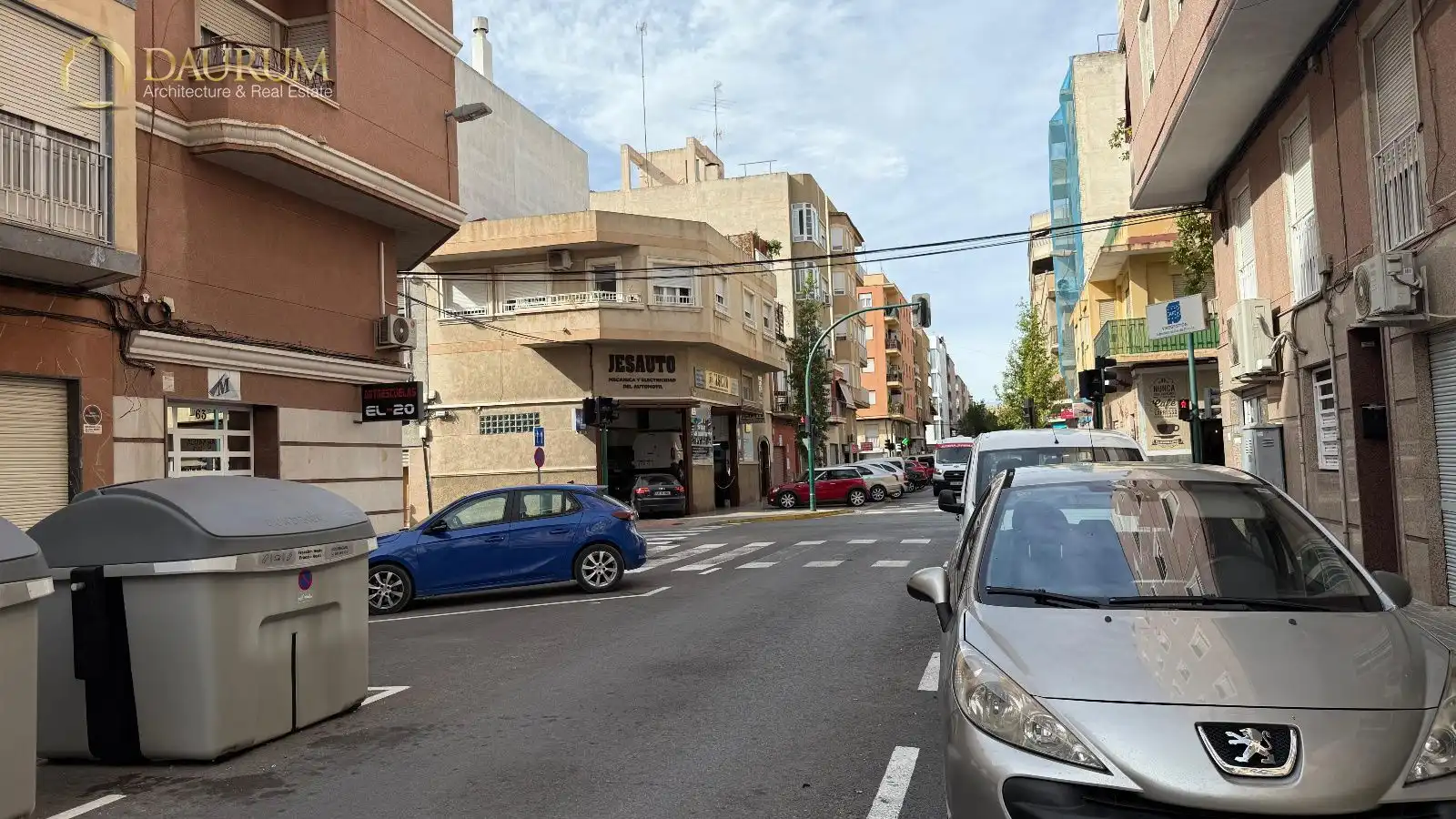 Außenansicht von Garage zum Verkauf in Elche / Elx