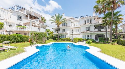 Foto 3 de Apartament en venda a Almogia-naranjos Marbella, 3, La Dama de Noche - La Alzambra, Marbella