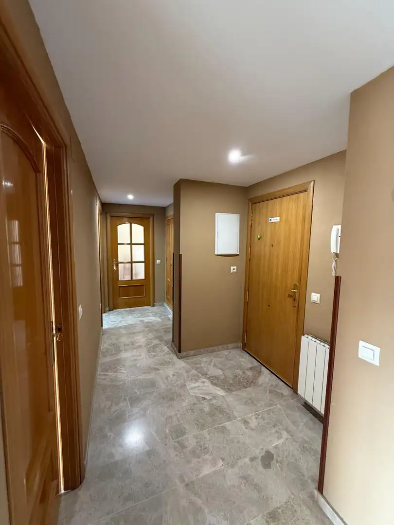 Piso con ascensor en venta en Maria Auxiliadora - Barriada de Llera, imagen 7