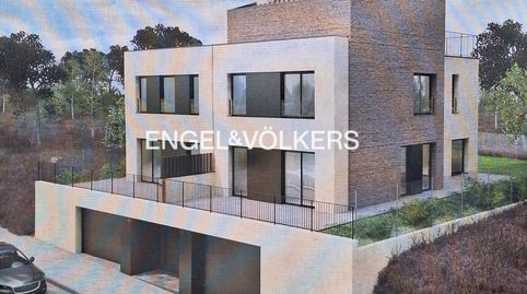 PARCELA CON PROYECTO DE CASA UNIFAMILIAR