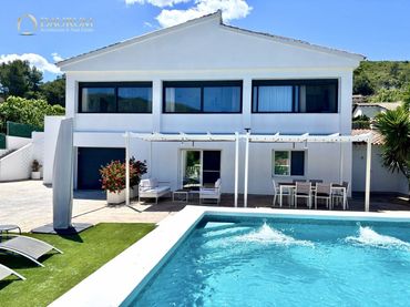 Villa mit Pool zum Verkauf in La vall D`aigües Vives