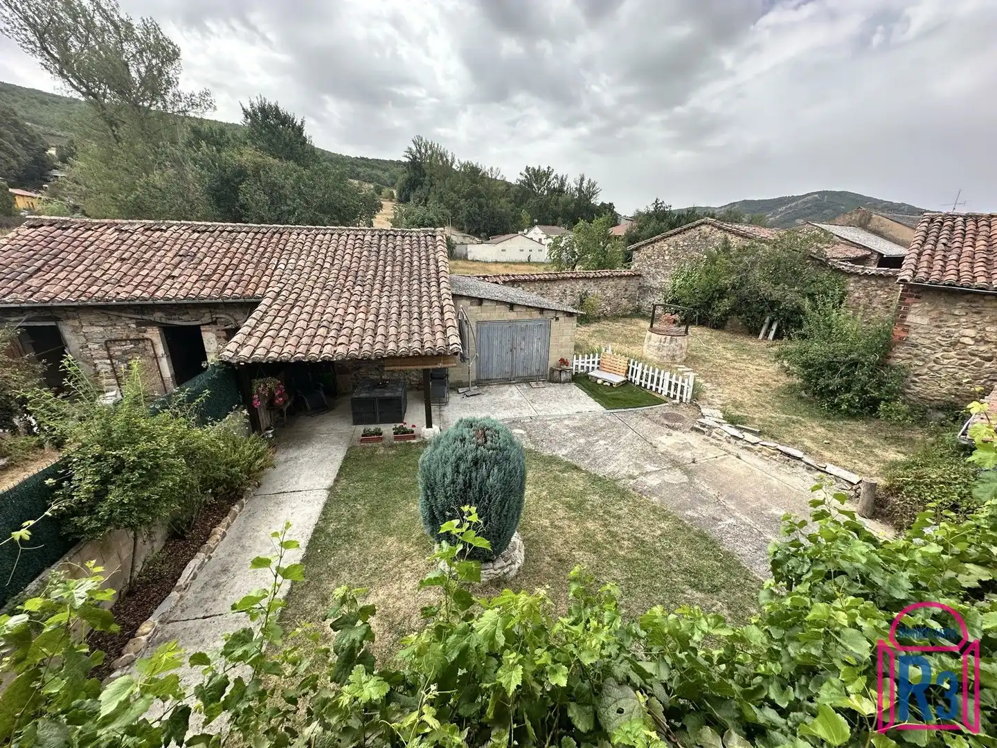 Jardí de Casa o xalet en venda en Matallana de Torío amb Moblat