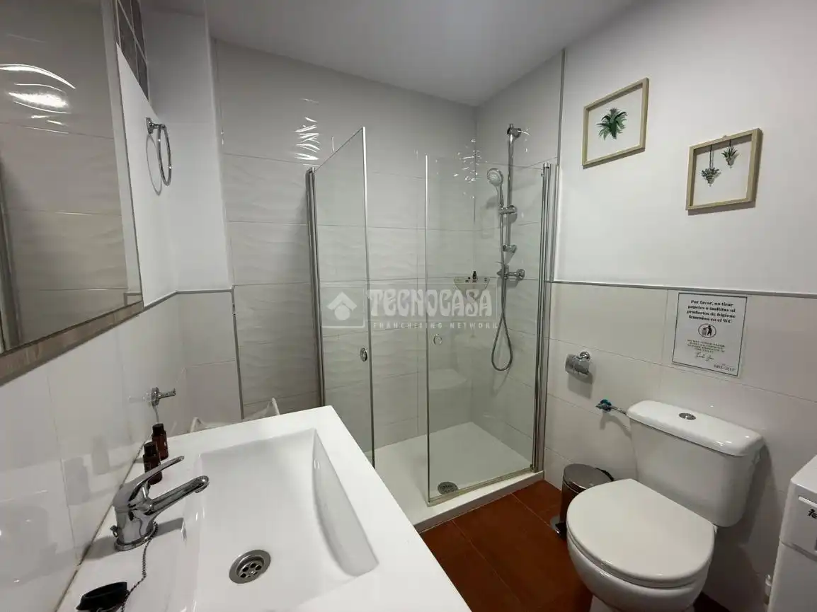 Badezimmer von Gebäude zum Verkauf in Barbate