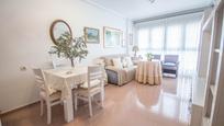 Sala d'estar de Pis en venda en Petrer amb Aire condicionat, Terrassa i Balcó