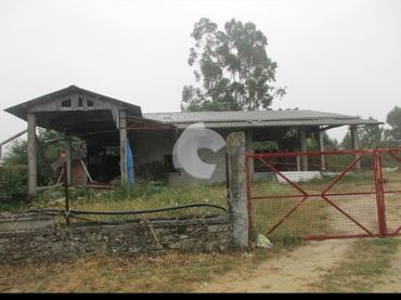 Nau industrial en venda a Entrimo