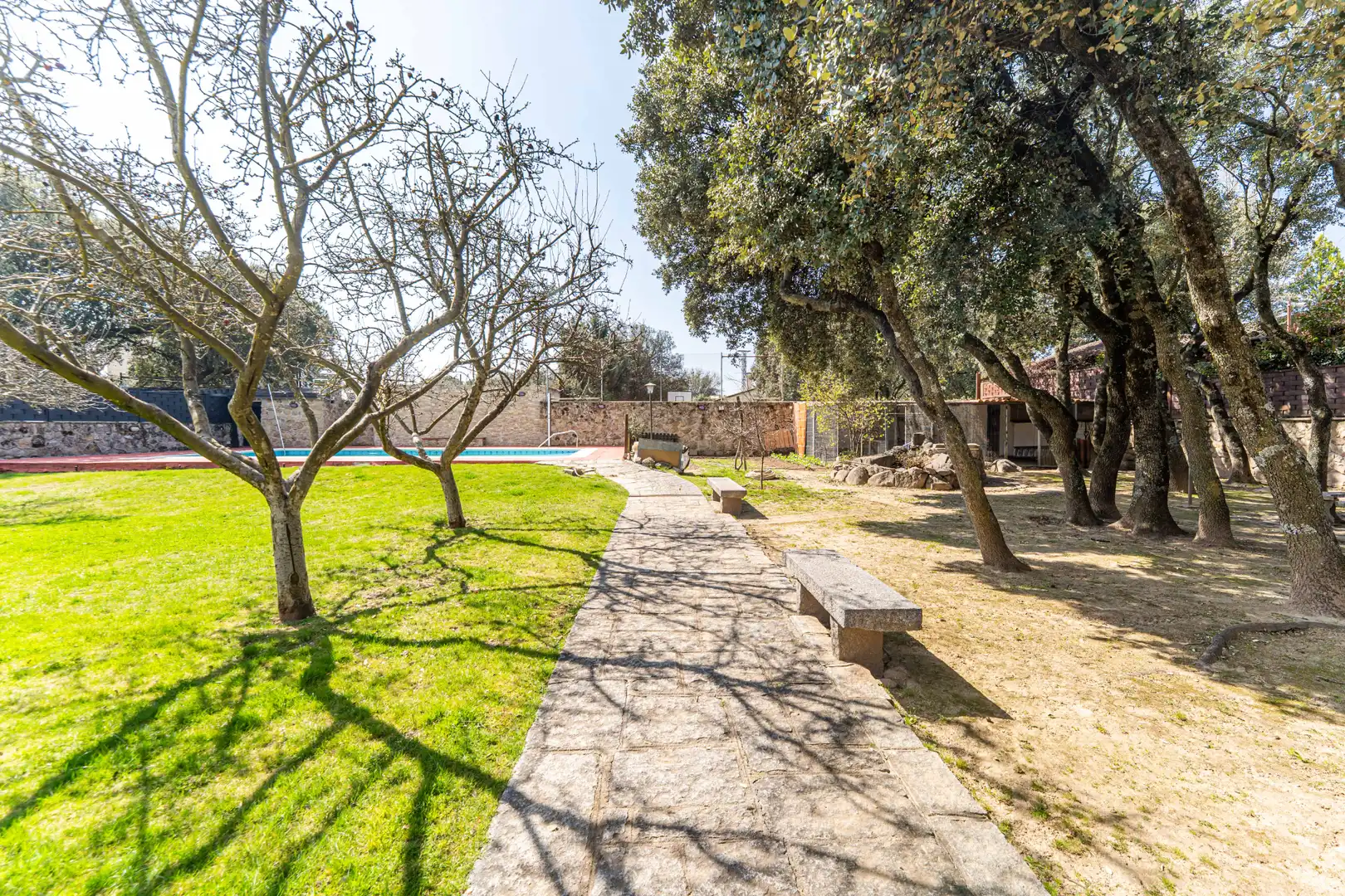 Garden of Houses for sale in Alpedrete  with Furnished