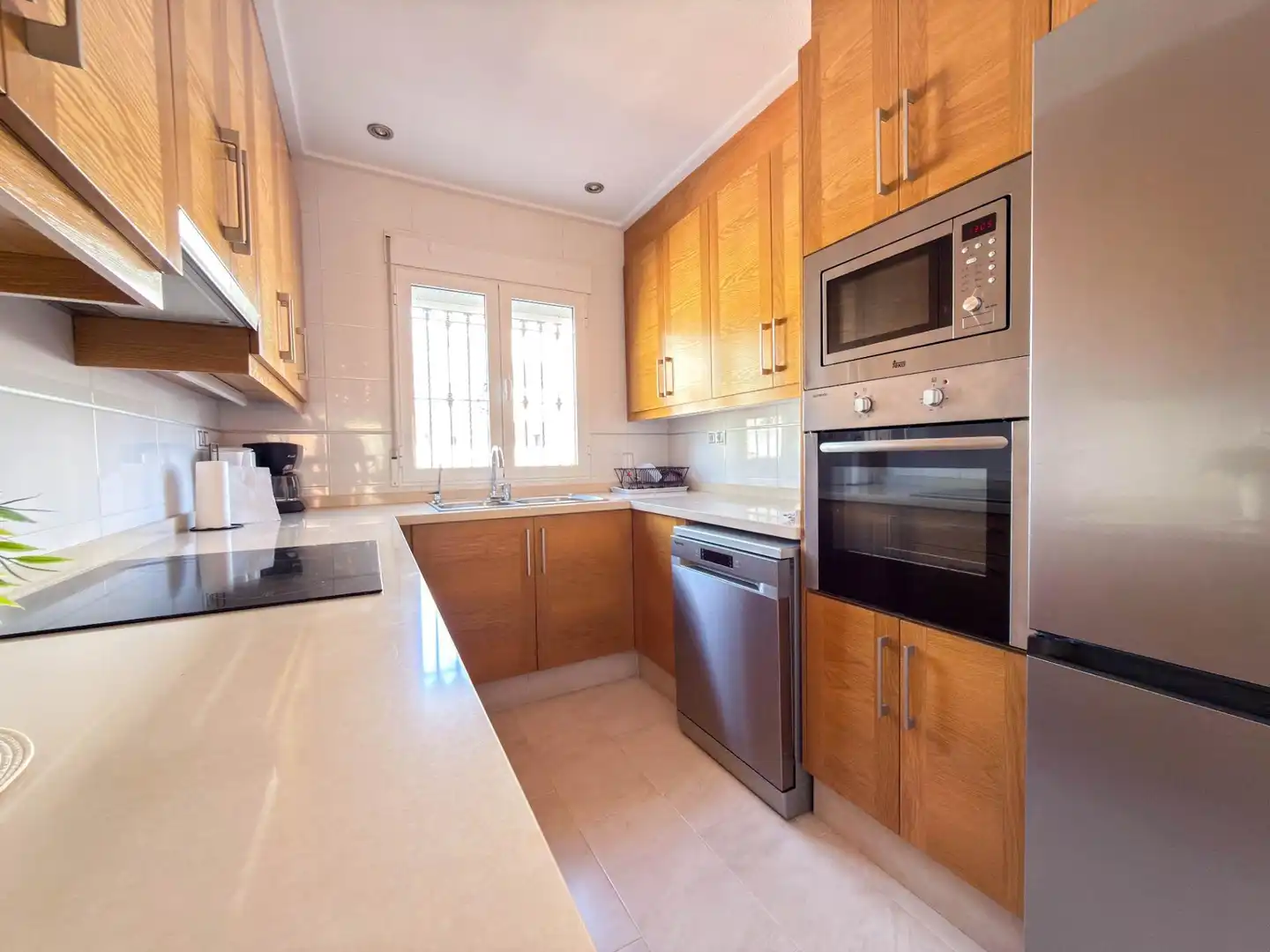 Cuina de Apartament en venda en Orihuela amb Aire condicionat, Jardí privat i Terrassa