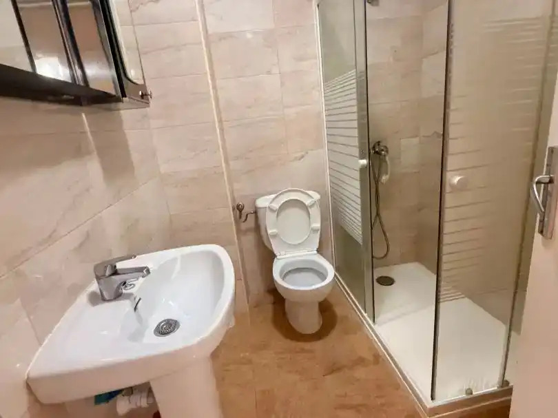 Bany de Pis en venda en Salamanca Capital amb Balcó