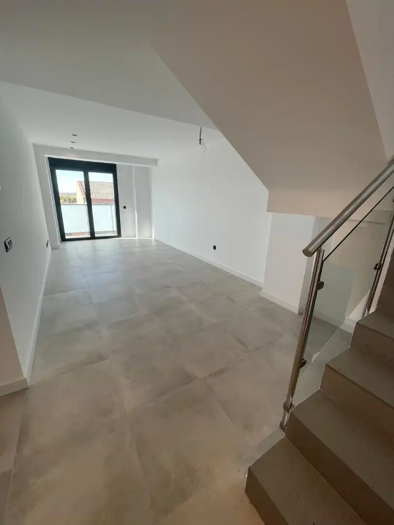 Attic for sale in Zaidín