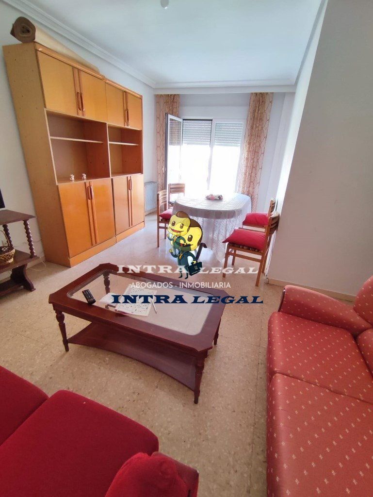 Dormitori de Pis de lloguer en Salamanca Capital amb Calefacció, Terrassa i Traster