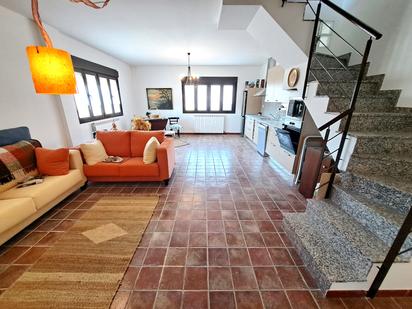 Living room of Duplex for sale in Zarratón  with Heating, Terrace and Furnished