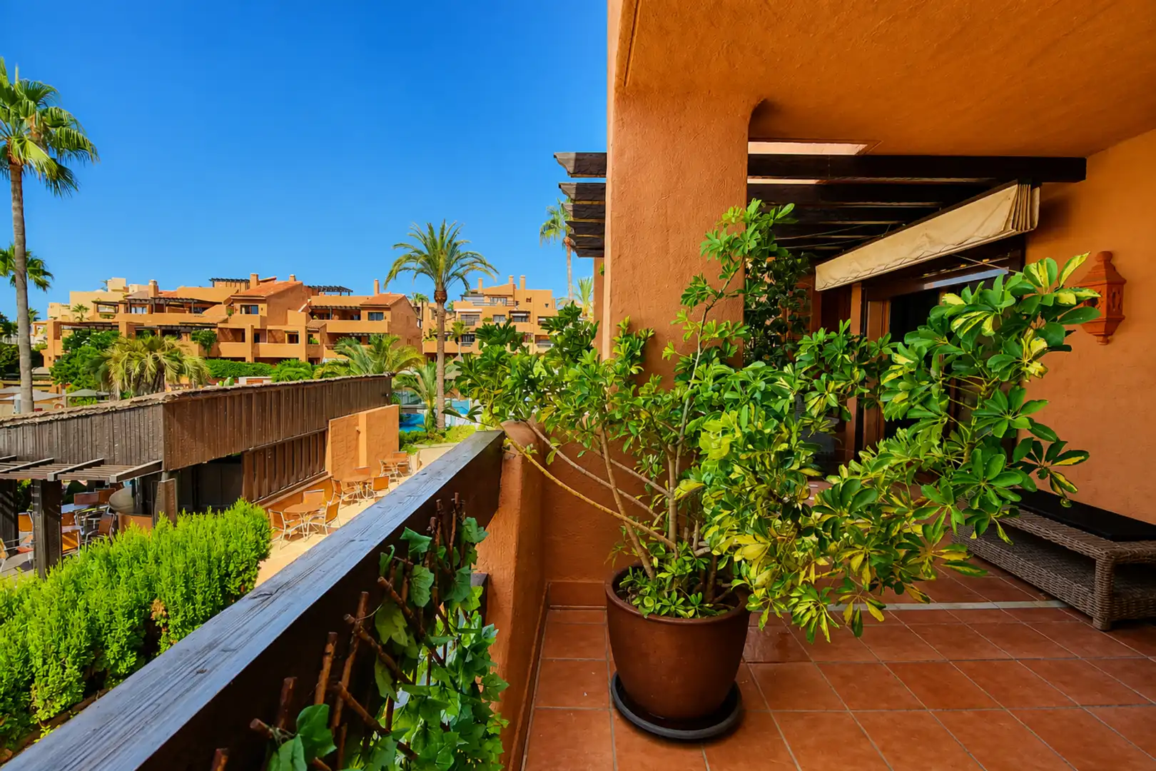 Apartment with pool for sale in Estepona Pueblo, imagen 5