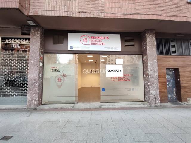 Local comercial en Alquiler en Avenida Del Ferrocarril en Basurtu
