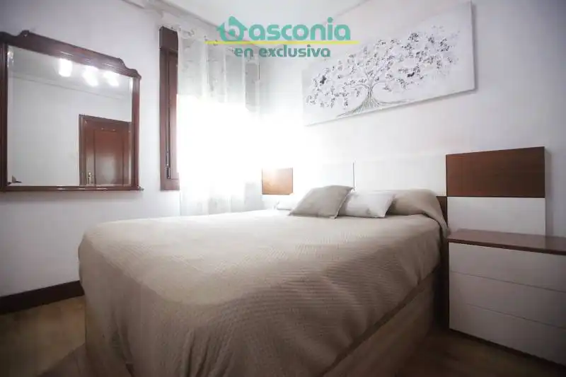Flat for sale in Catalunya Kalea, imagen 9