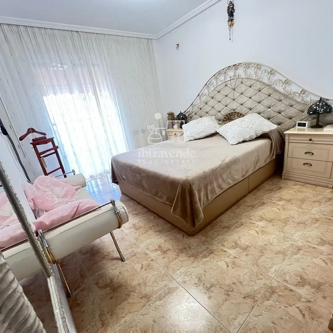 Dormitori de Pis en venda en Eivissa amb Terrassa i Moblat