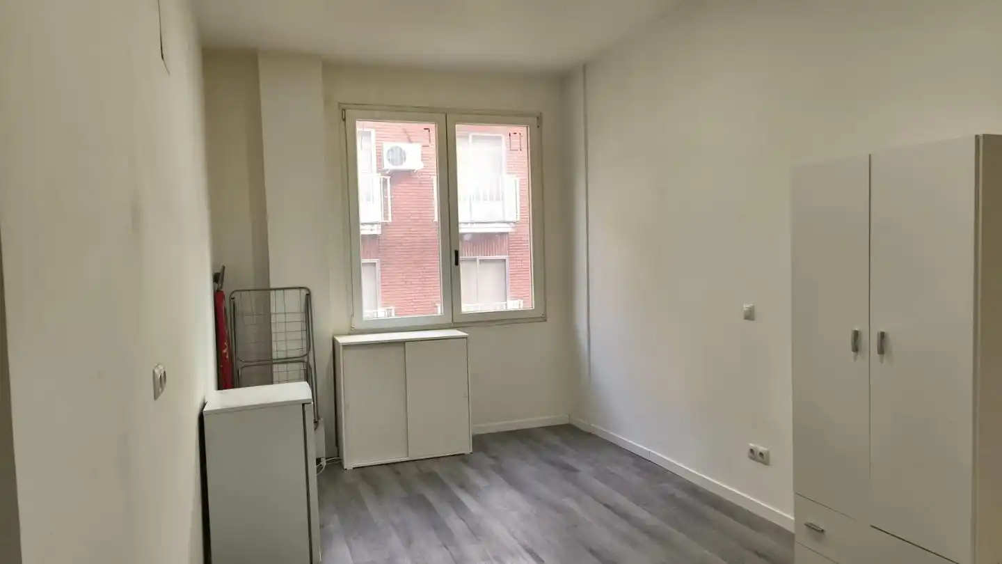 Schlafzimmer von Wohnung zur Miete in Madrid