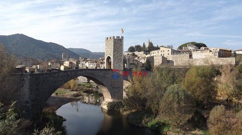 Foto 2 de Casa adosada en venda a Besalú, Girona