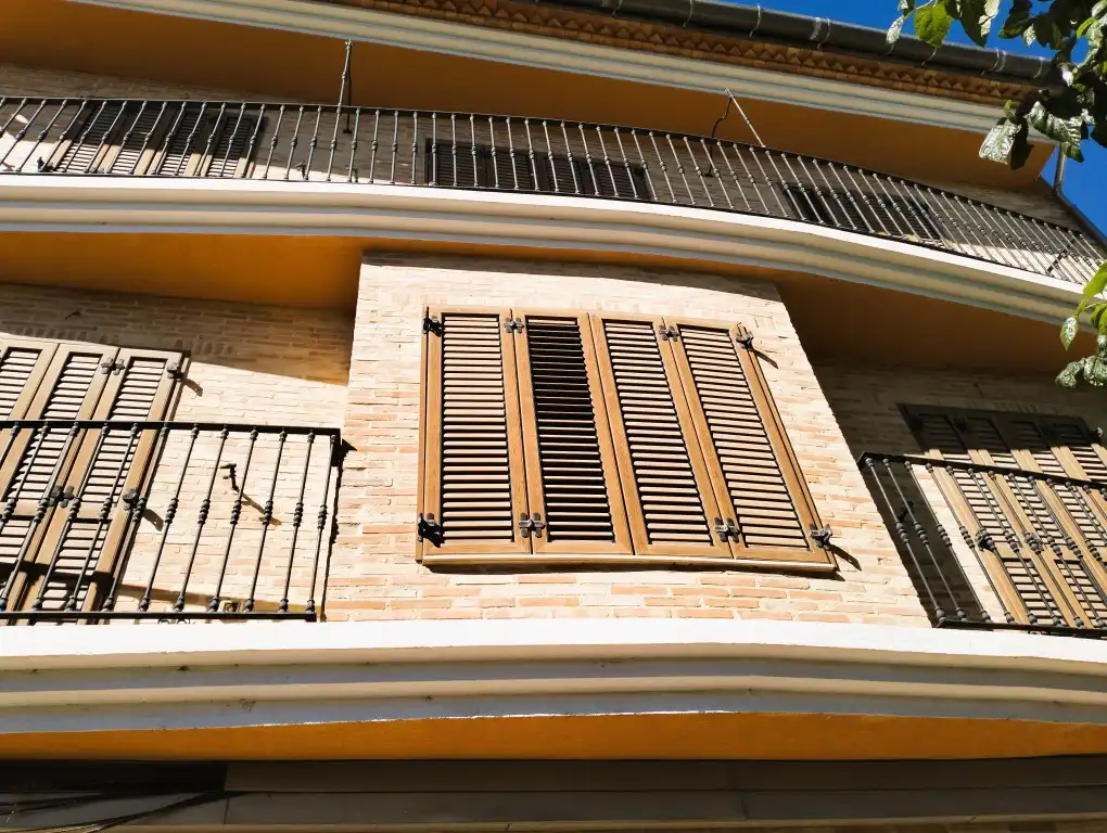 Vista exterior de Casa adosada en venda en Llocnou d'En Fenollet amb Aire condicionat, Terrassa i Traster