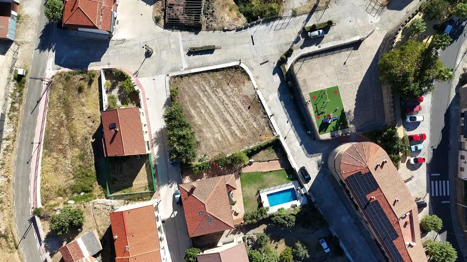 Residential zum Verkauf in Pasarón de la Vera